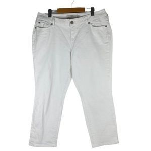 Torrid Womens Off White Boyfriend Cropped Stretch Denim Jeans Size 14